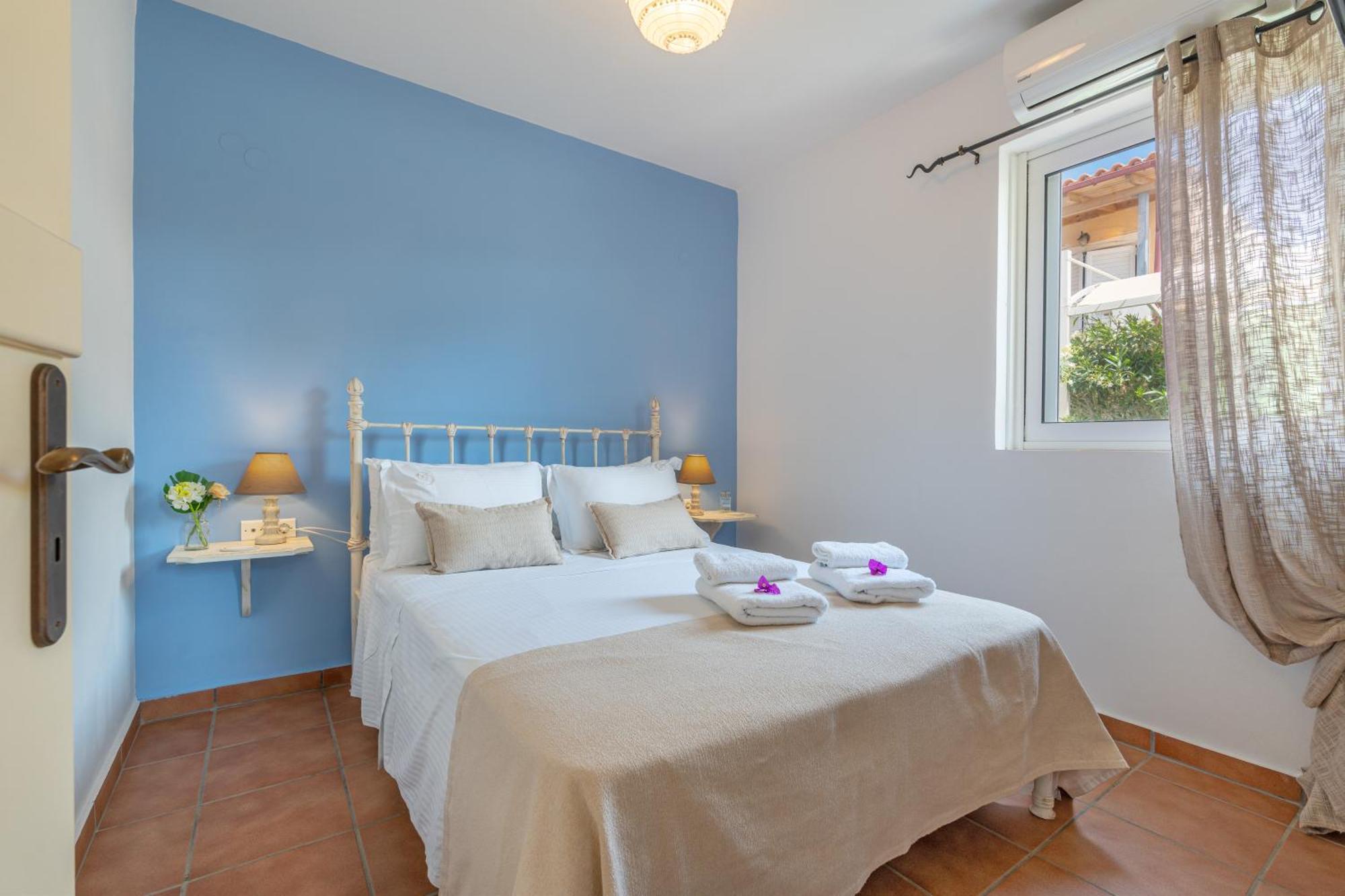 Niovi Seaview Apartments Agioi Apostoloi  Zewnętrze zdjęcie