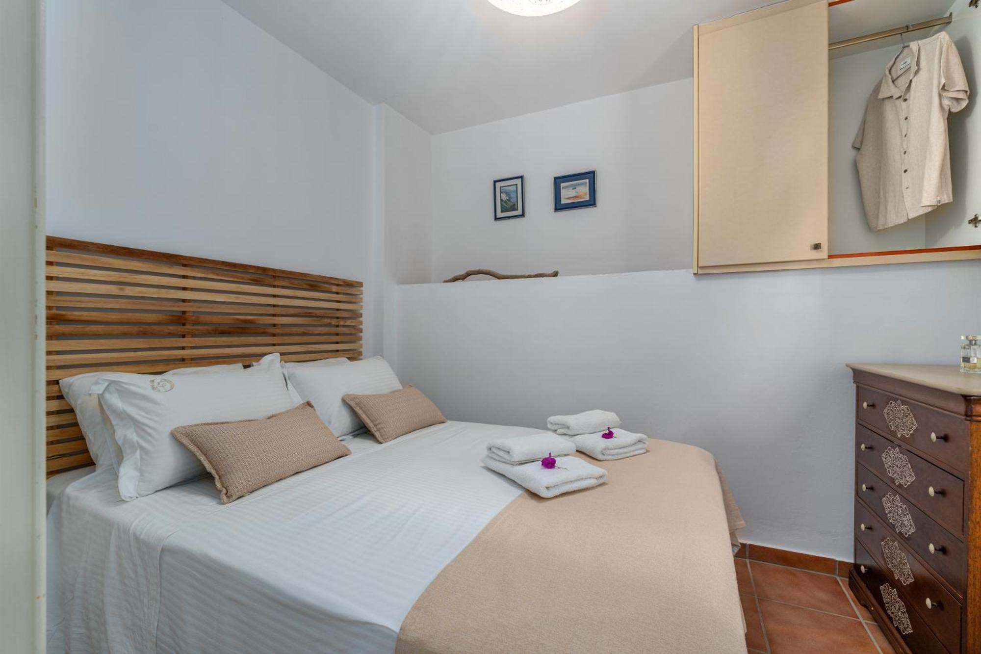 Niovi Seaview Apartments Agioi Apostoloi  Zewnętrze zdjęcie