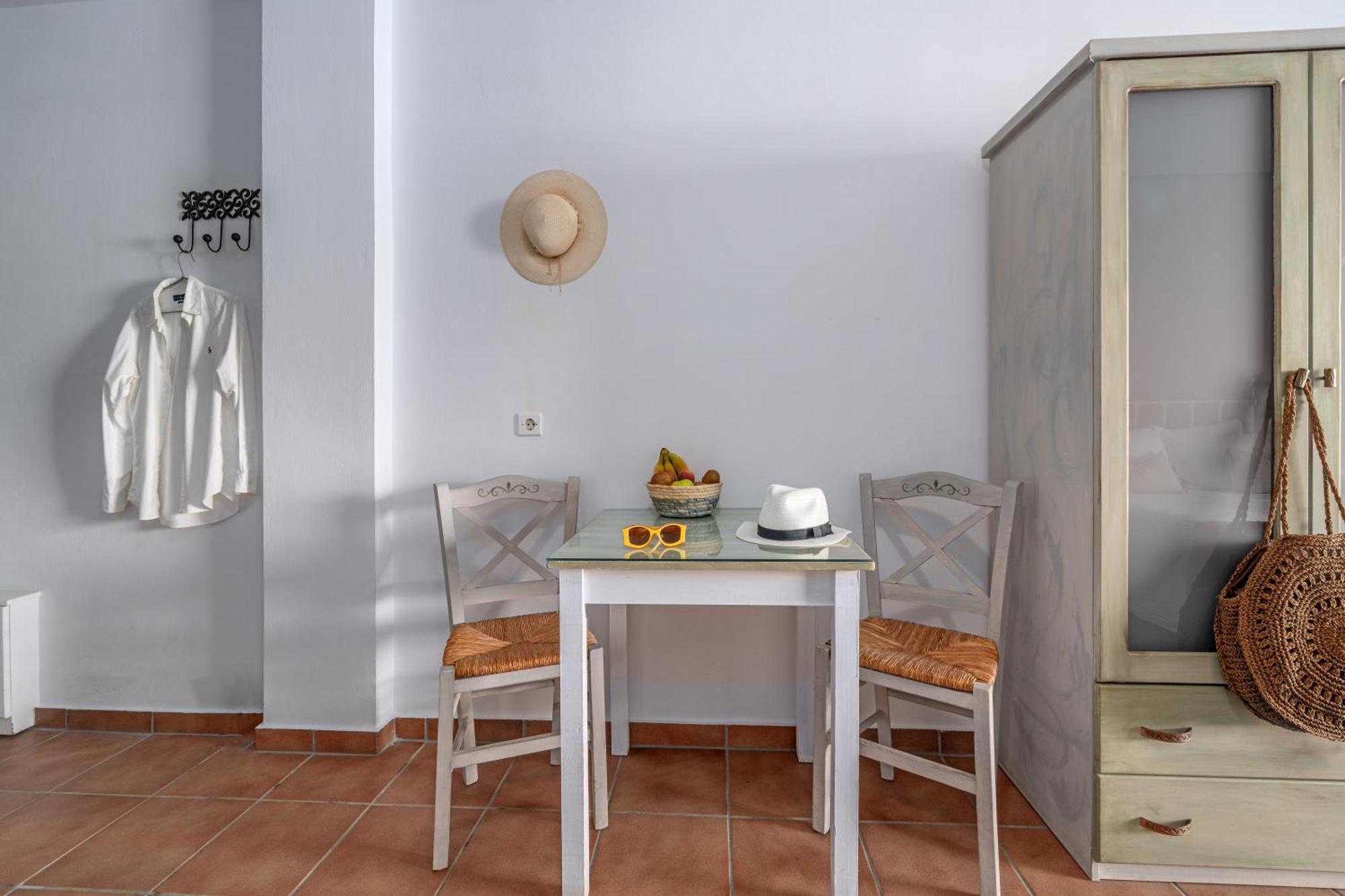 Niovi Seaview Apartments Agioi Apostoloi  Zewnętrze zdjęcie