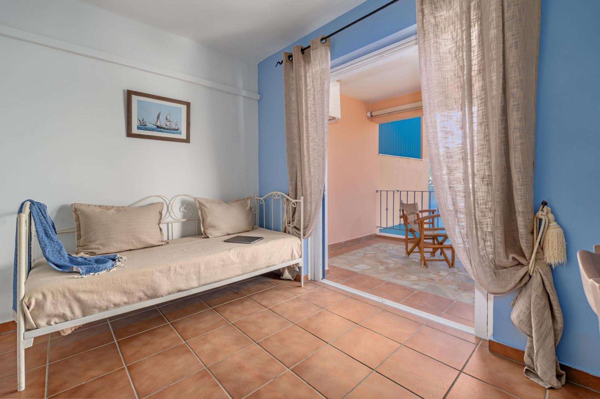 Niovi Seaview Apartments Agioi Apostoloi  Zewnętrze zdjęcie